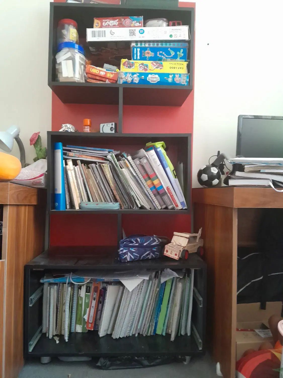 کتابخانه|کتابخانه، شلف، قفسه‌های دیواری|کرج, شاهین‌ویلا|دیوار