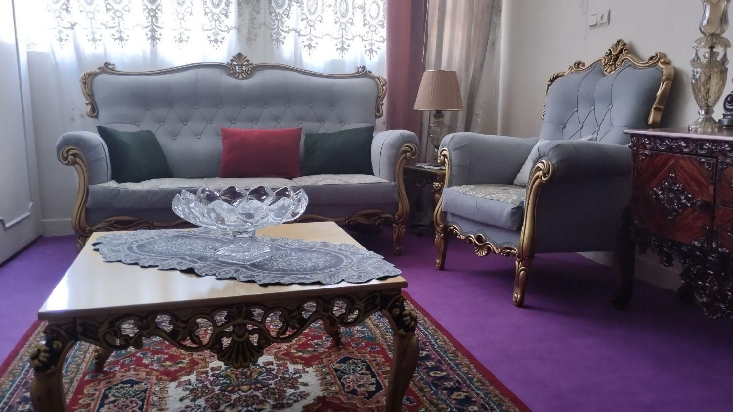 مبل هفت نفره وپرده شاین کارشده کنسول واینه شمعدونی|مبلمان خانگی و میز عسلی|گلستان (تهران), |دیوار