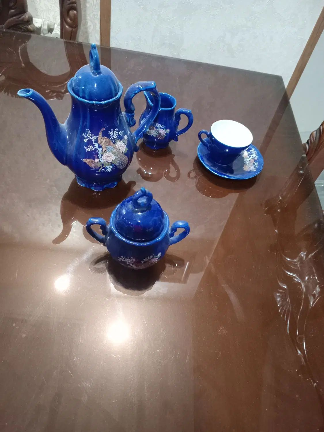 شیر خوری یا قهوه خوری فنجون و نعلبکی قندون کاملا|ظروف سرو و پذیرایی|تهران, جنت‌آباد مرکزی|دیوار