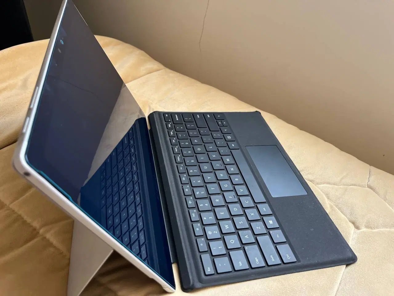 SURFACE PRO 7 PLUS Lte|تبلت|اندیشه, اندیشه فاز ۳|دیوار