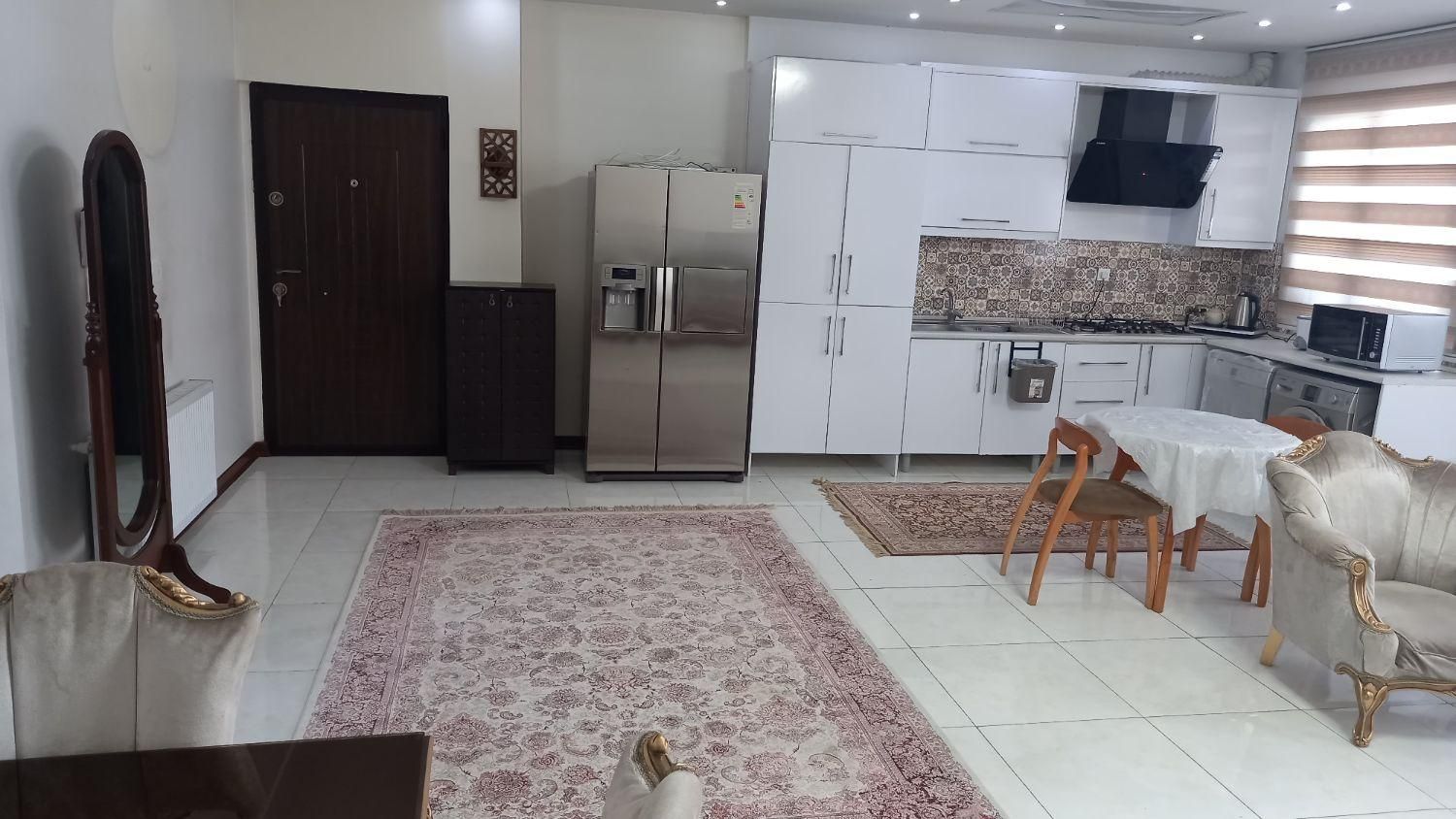 فروش آپارتمان ۹۵ متری ۲ خوابه در شهرک سینمایی|فروش آپارتمان|تهران, ویلاشهر|دیوار