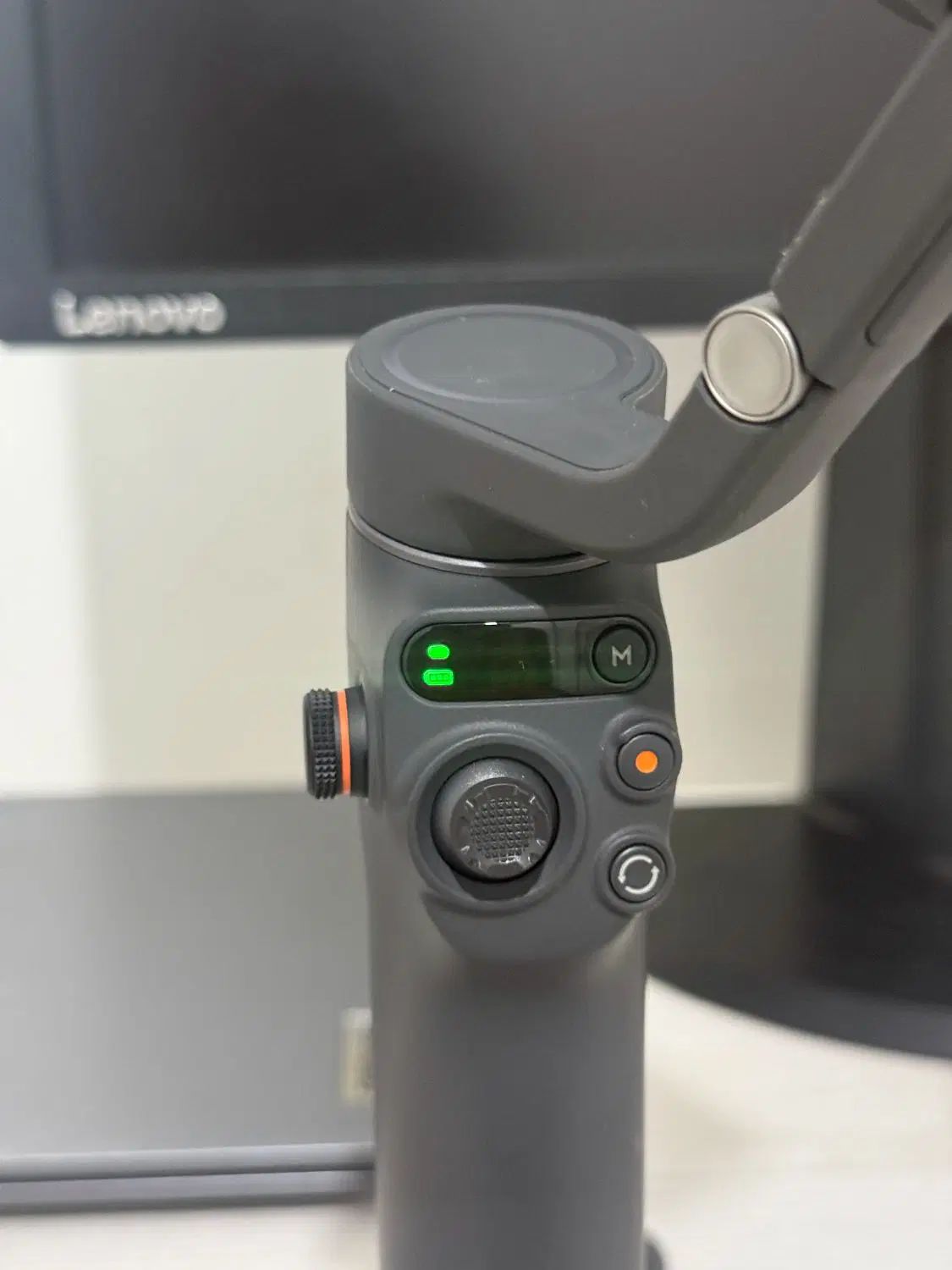 گیمبال DJI Osmo 6 در حد آکبند (فقط آنباکس شده)|لوازم جانبی موبایل و تبلت|تهران, شمس‌آباد|دیوار