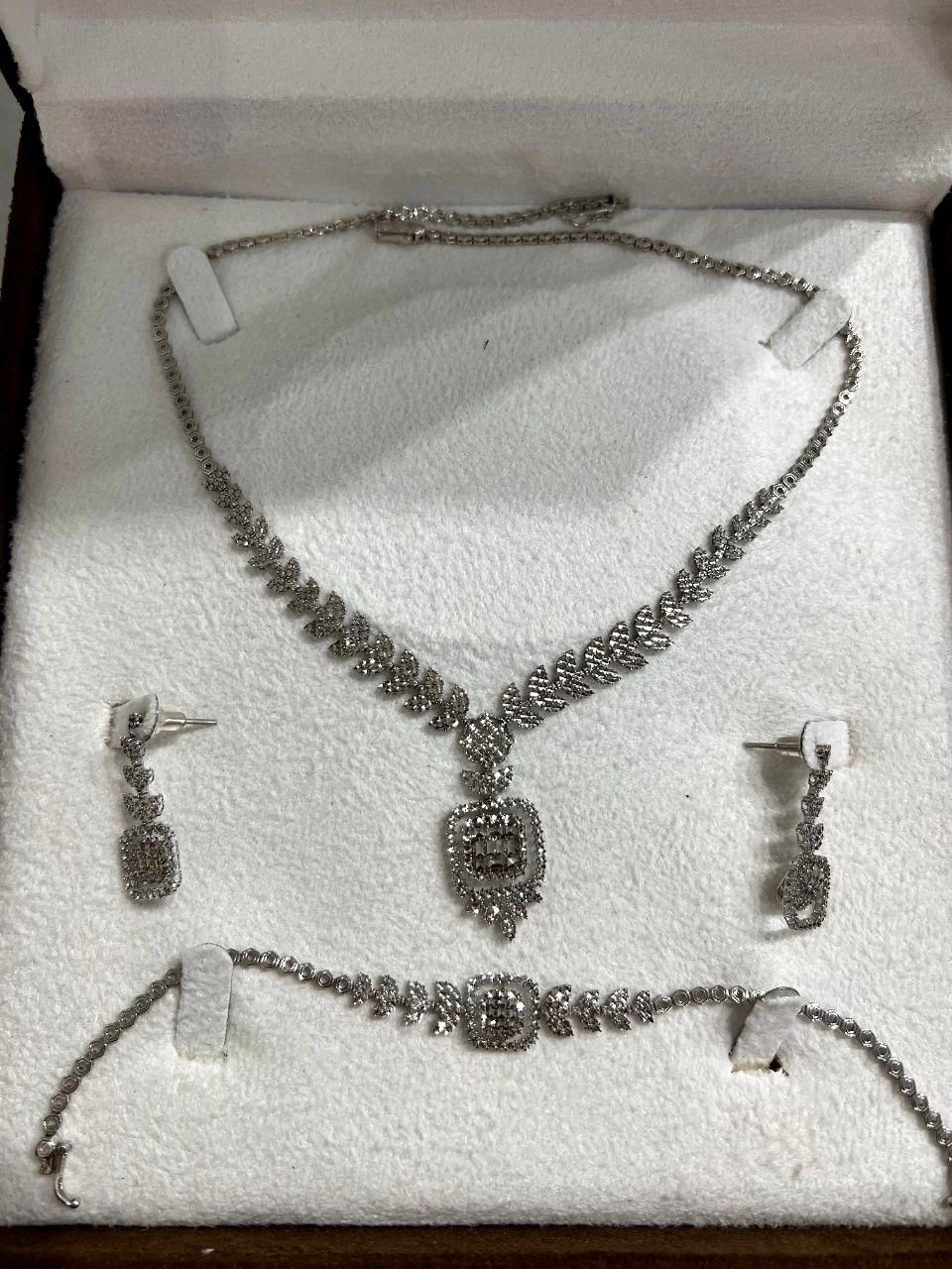 سرویس طلا|جواهرات|اردبیل, |دیوار