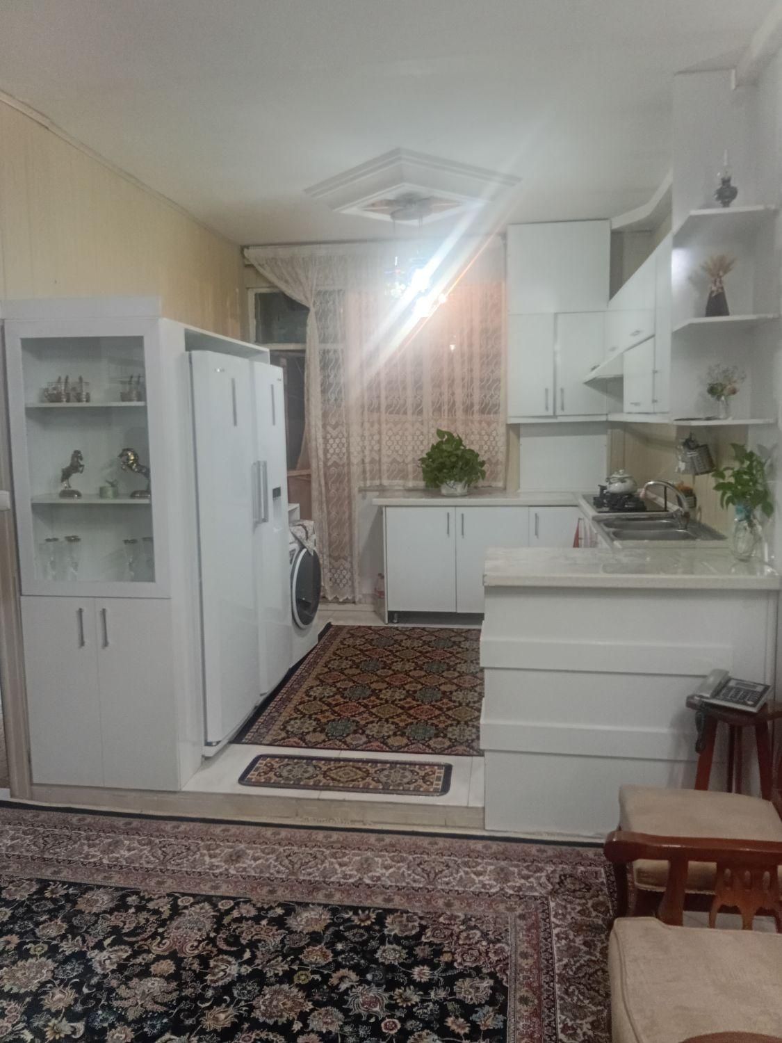 ۸۵متر۲خواب مطهری۵۹حاشیه خیابان ۲۰ متری فارمد|فروش آپارتمان|مشهد, شفا|دیوار