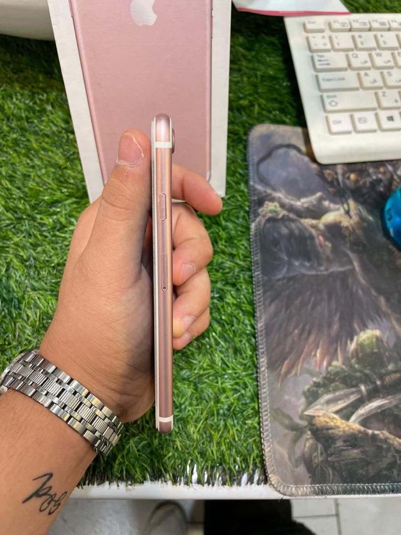 اپل iPhone 7 با حافظهٔ ۱۲۸ گیگابایت مشابه آکبند|موبایل|کرج, کوی امامیه|دیوار