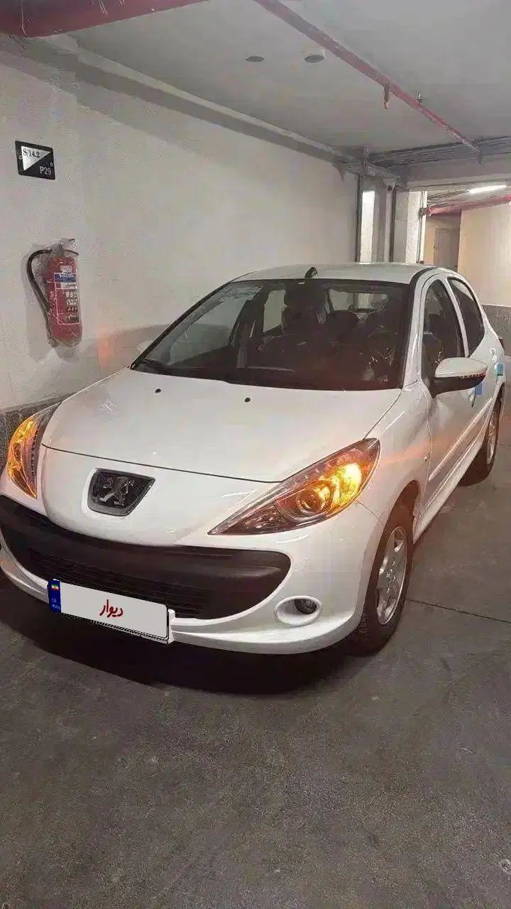 ۲۰۷ اتومات سقف فلز ۱۴۰۴ صفر کیلومتر آپشنال ESP|خودرو سواری و وانت|تهران, فردوس|دیوار