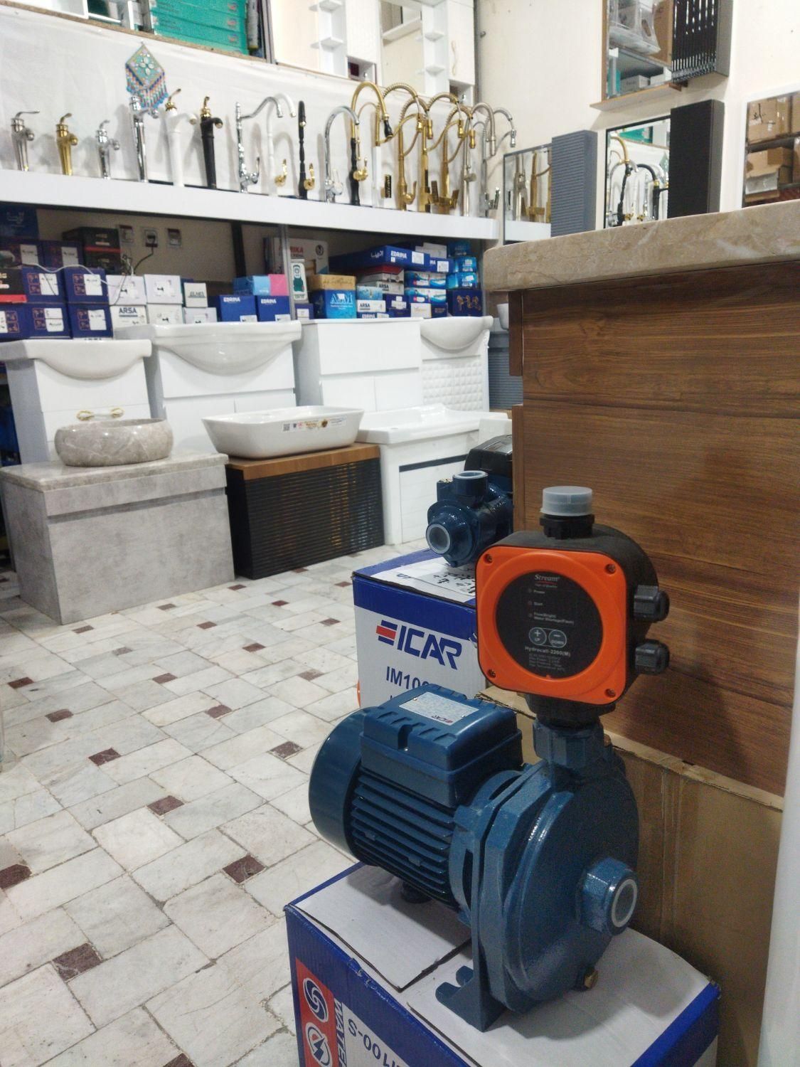 پمپ آب و مخزن اقساطی|مصالح و تجهیزات ساختمان|شاهرود, |دیوار