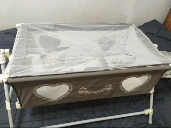 گهواره|تخت و سرویس خواب|رشت, معلولین|دیوار