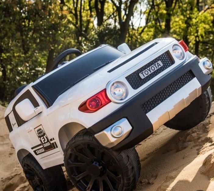 ماشین شارژی Toyota|اسباب‌بازی بچه|تهران, دانشگاه شریف|دیوار