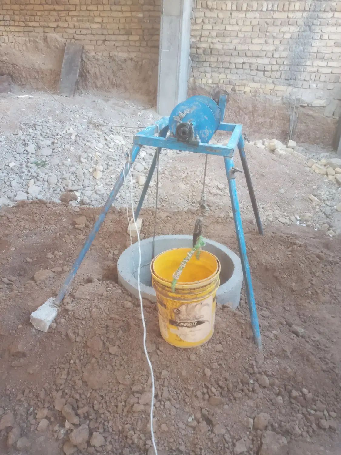 چاه کن فاضلاب حفرچاه ارت باران کندن چاه سراسرزنجان|خدمات پیشه و مهارت|زنجان, |دیوار