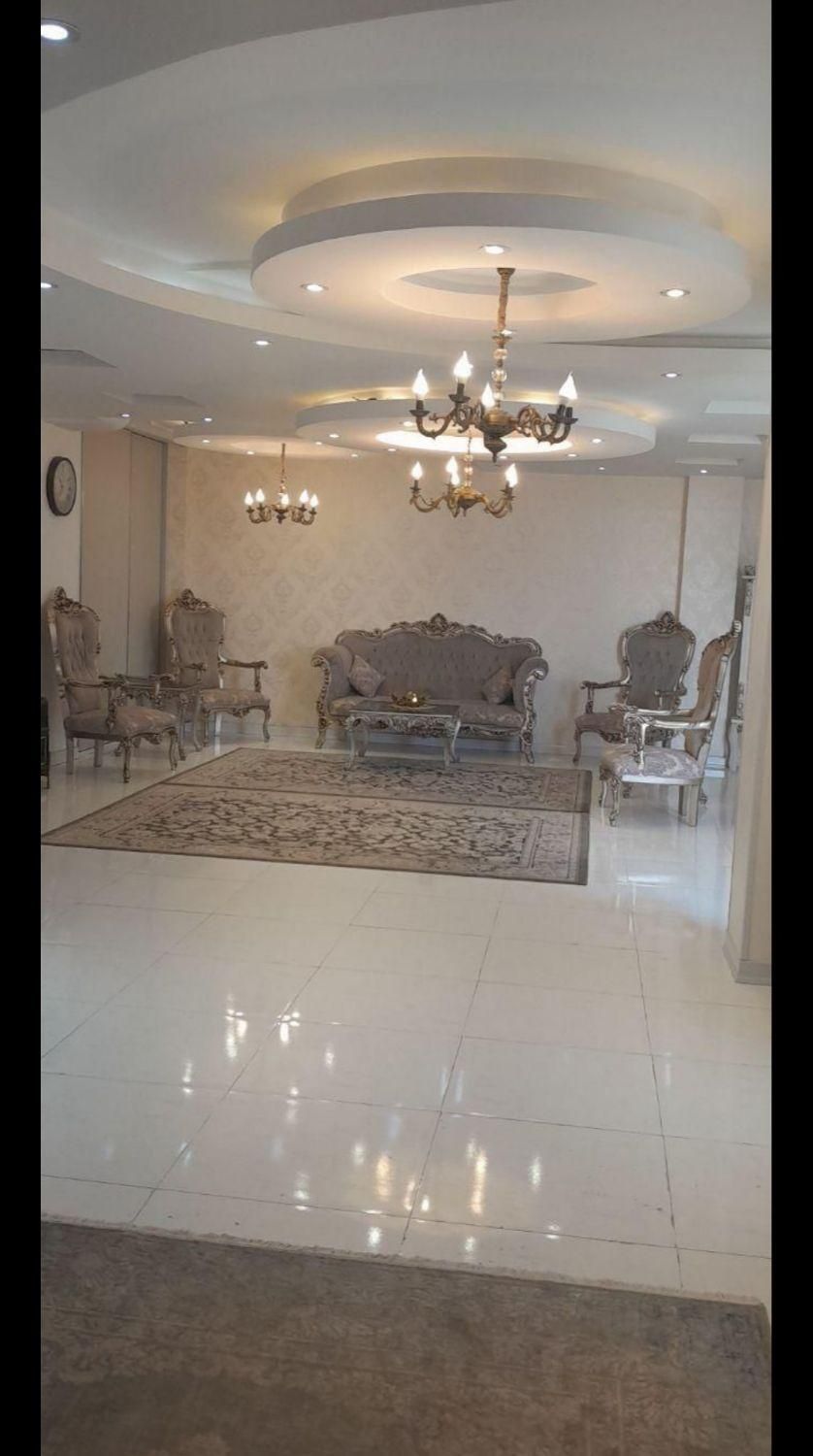 ۲۰۵مترپنت هاوس غرق نور/۳خواب/کتویی غربی گلشهر|اجارهٔ آپارتمان|کرج, گلشهر|دیوار