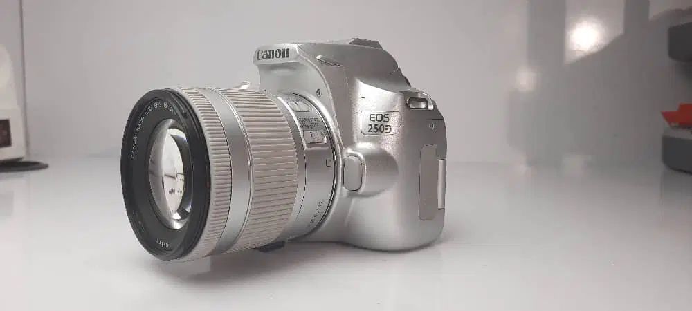 Eos 250D|دوربین عکاسی و فیلم‌برداری|تهران, بهار|دیوار