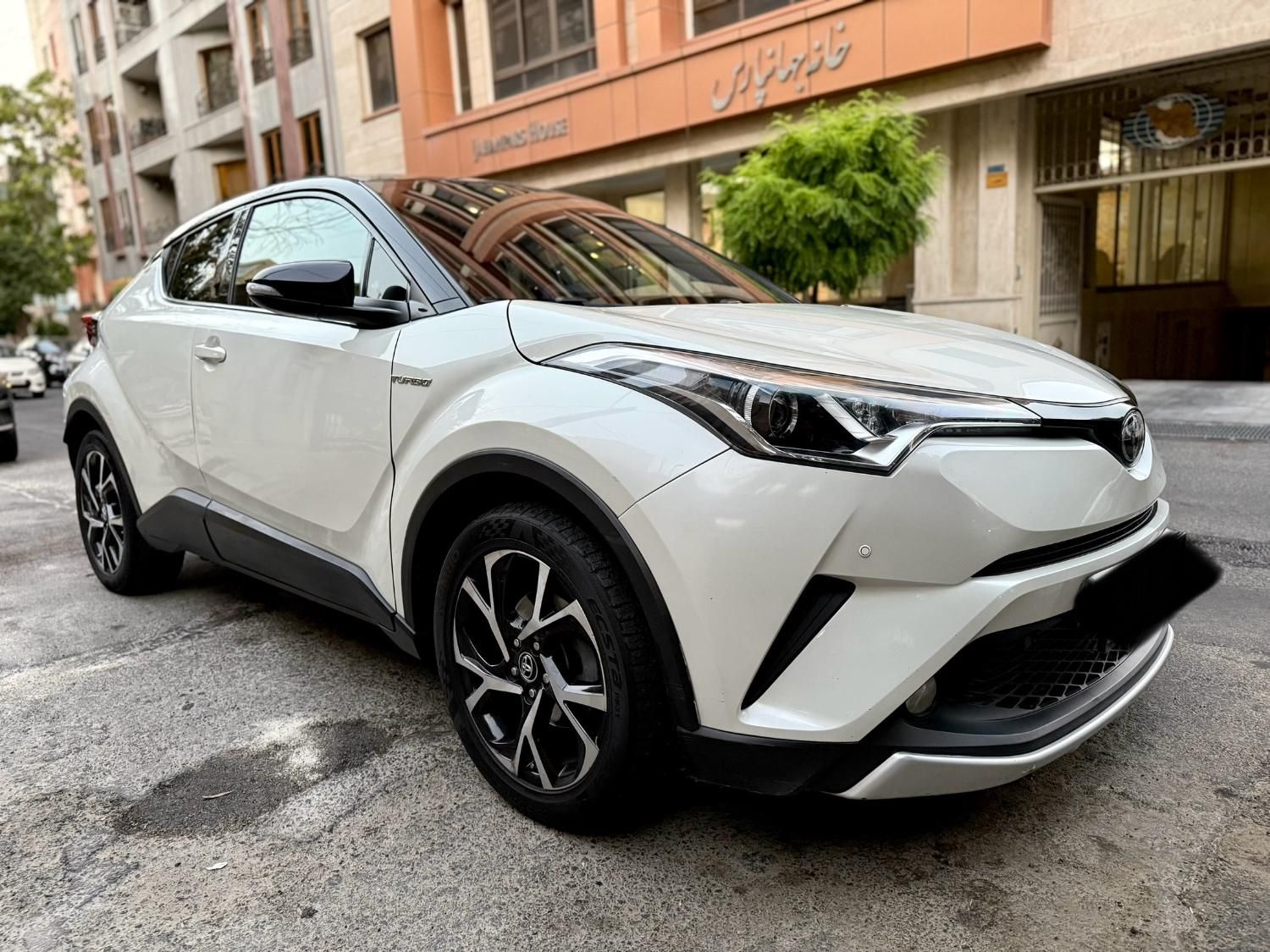 Toyota chr 2018 style تویوتا chr تیپ استایل بنزینی|خودرو سواری و وانت|تهران, سعادت‌آباد|دیوار