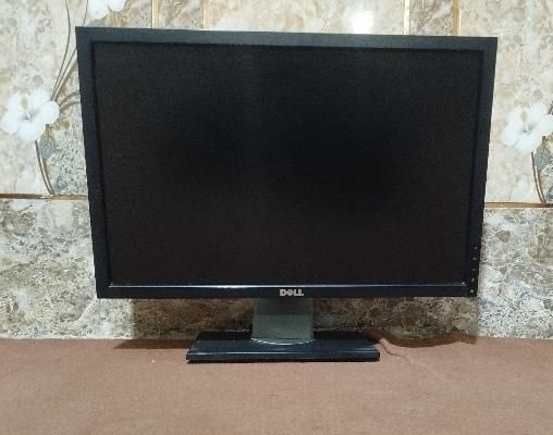 مانیتور 22 اینچ Dell LED|قطعات و لوازم جانبی رایانه|زاهدان, |دیوار