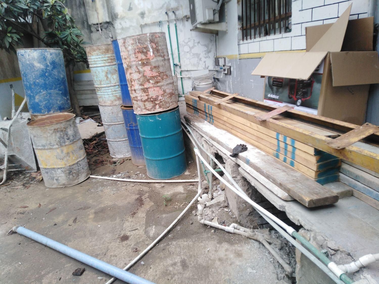 اجاره بشکه وتخته نراد  زیرپایی|خدمات پیشه و مهارت|رشت, معلولین|دیوار