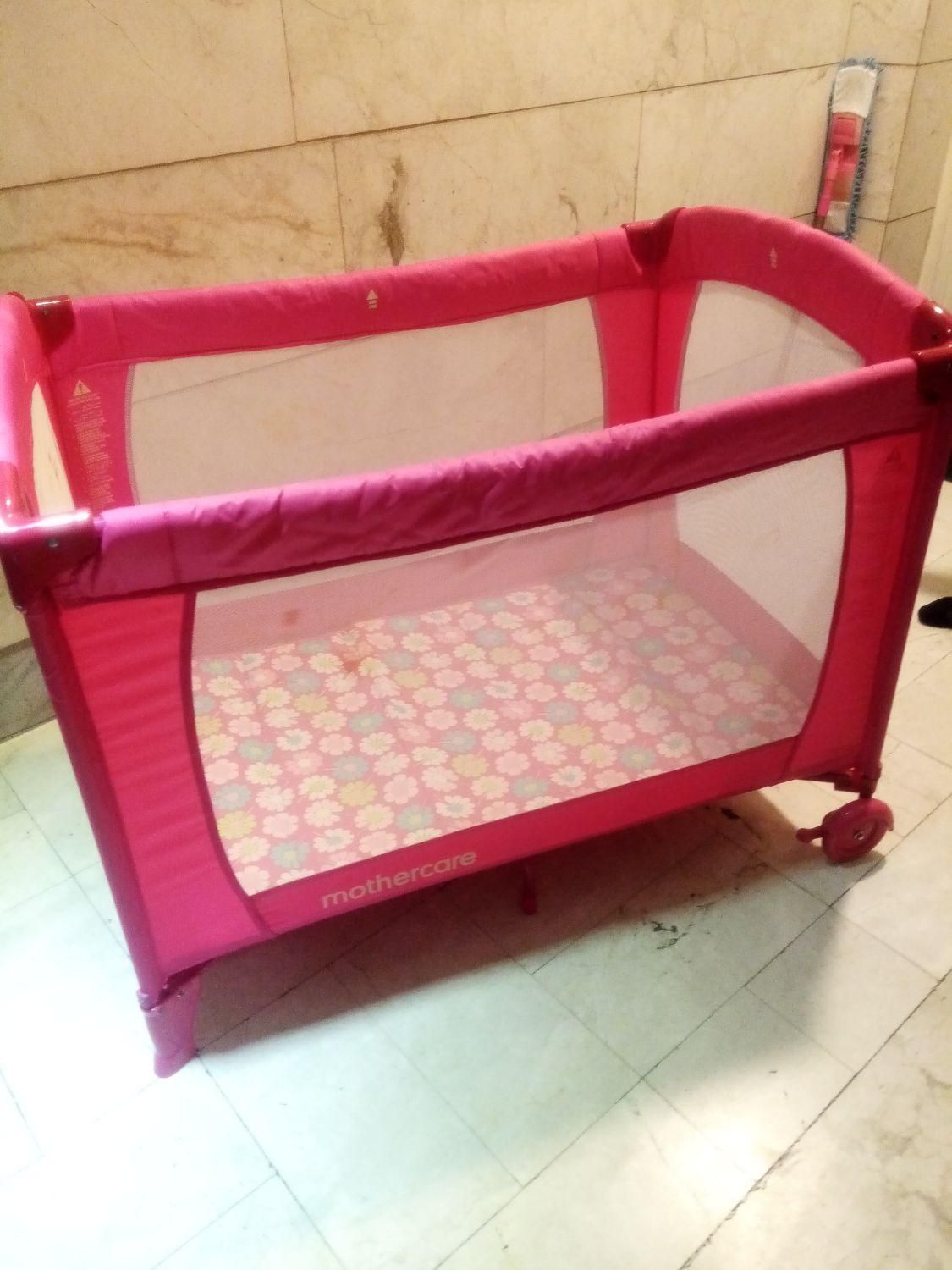 تاب نوزاد و تخت پارک مسافرتی مادرکر mothercare|تخت و صندلی بچه|تهران, نجات اللهی|دیوار