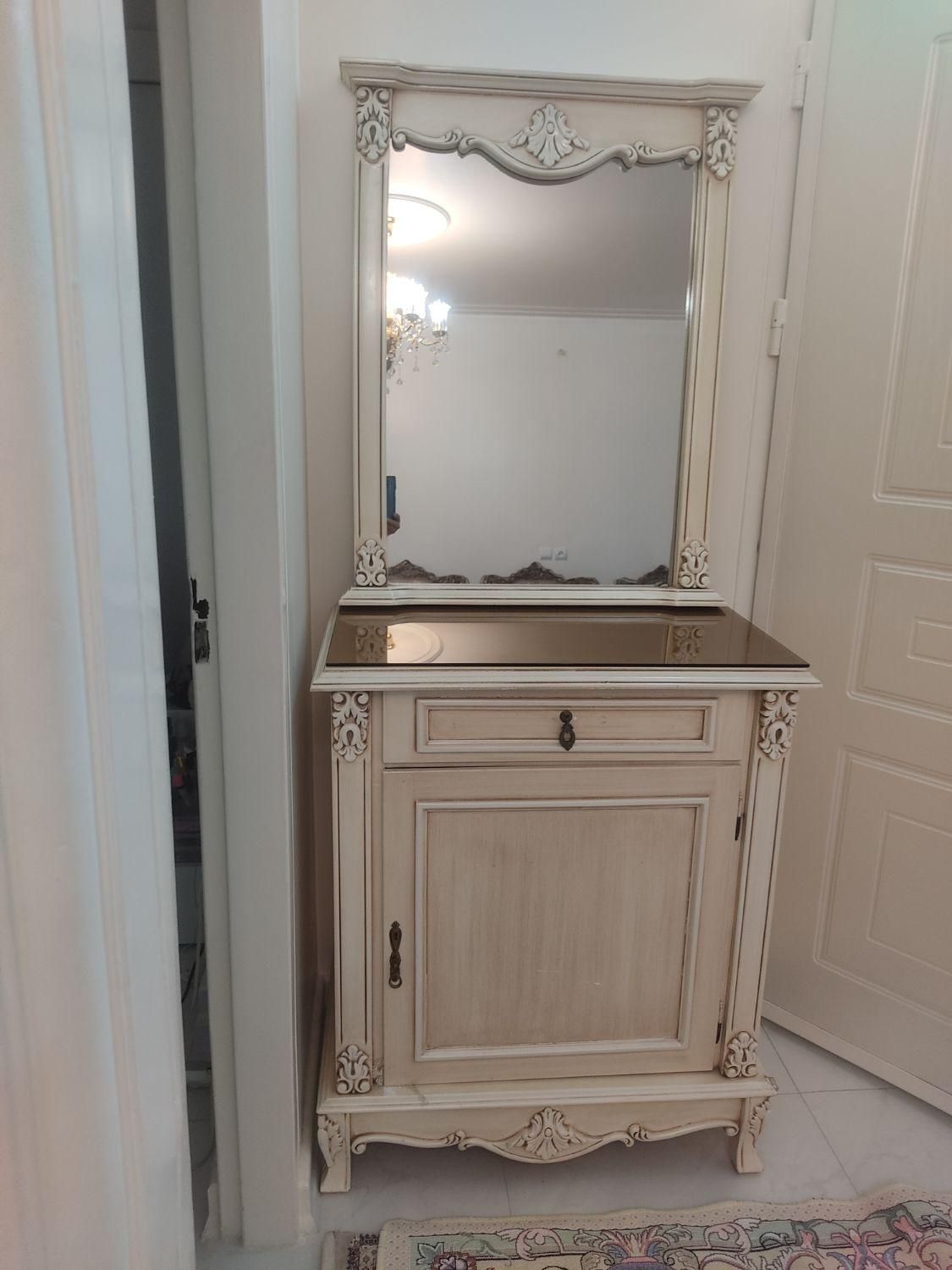 میز تلویزیون همراه با کنسول و آینه|میز تلویزیون|تهران, وحیدیه|دیوار