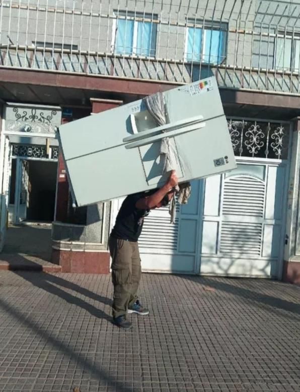 باربری اثاث منزل کارگر خالی نیسان بار خاورمسقف|خدمات حمل و نقل|تهران, بلوار کشاورز|دیوار