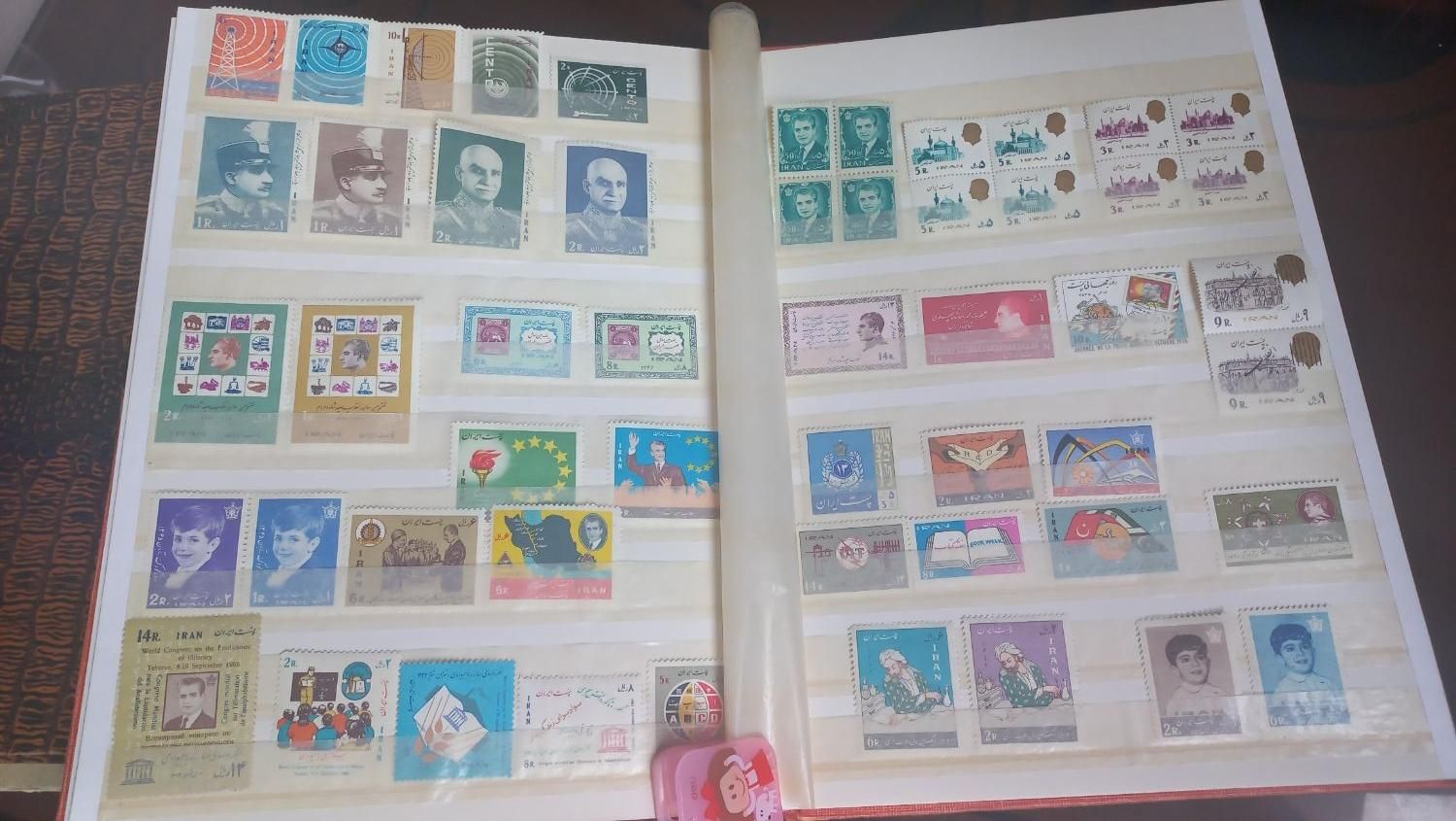 تمبر سکه  اسکناس کبریت|کلکسیون سکه، تمبر، اسکناس|اصفهان, تخت فولاد|دیوار