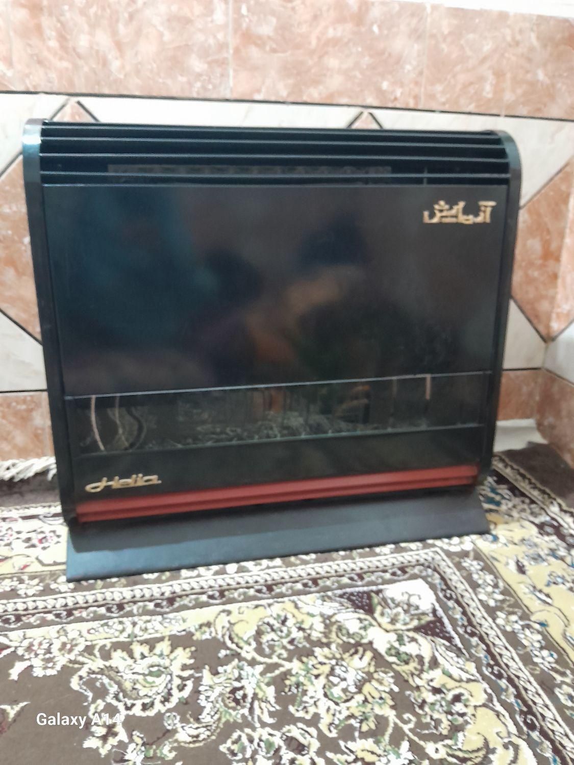 با سلام یک بخاری گازی تمیز تمیز برای فروش|بخاری، هیتر، شومینه|اهواز, کارون|دیوار