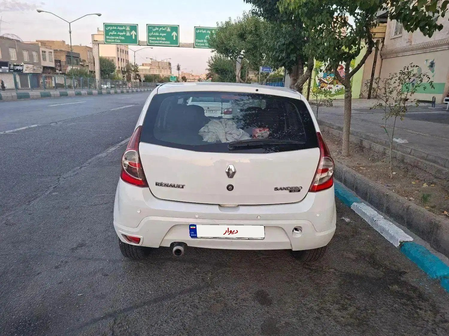 ساندرو اتوماتیک مدل ۹۶|خودرو سواری و وانت|تهران, دردشت|دیوار