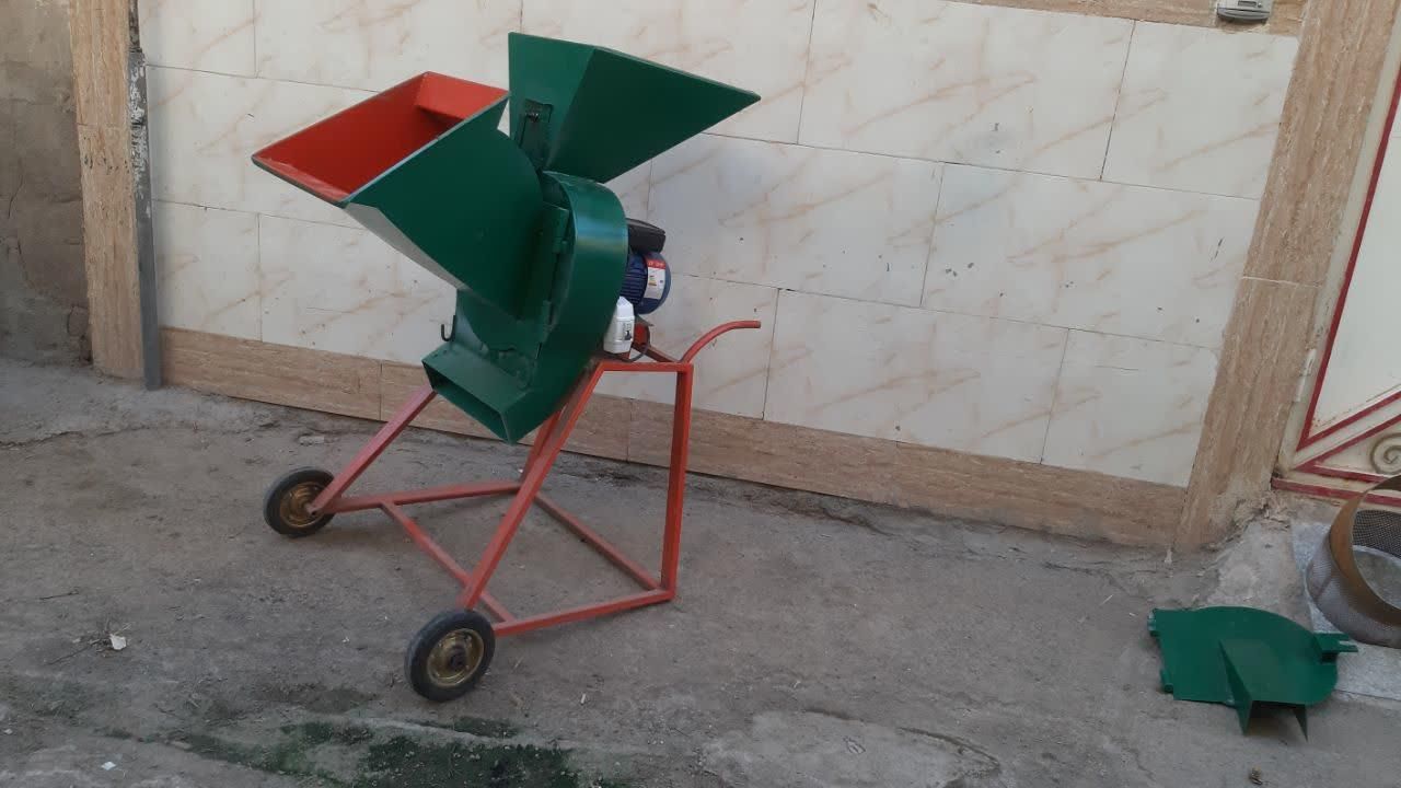 دستگاه خرد کن علوفه دستی|ماشین‌آلات صنعتی|قم, چهار مردان|دیوار