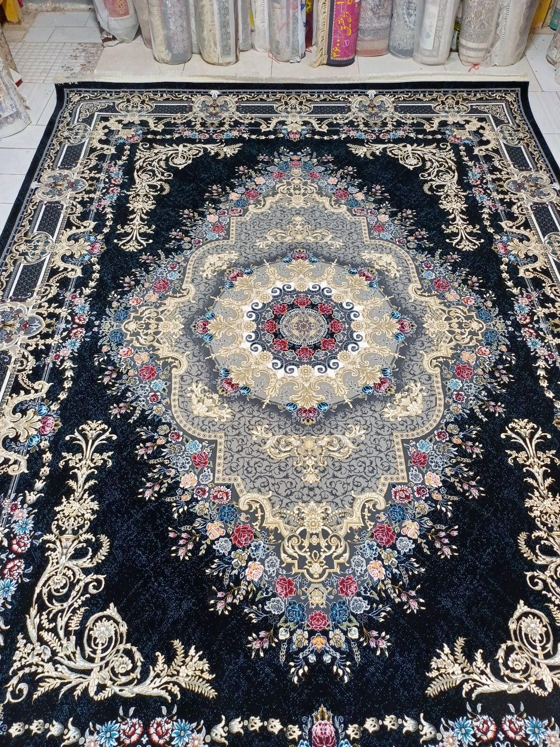 سرای فرش زارعی|فرش|اردکان, |دیوار