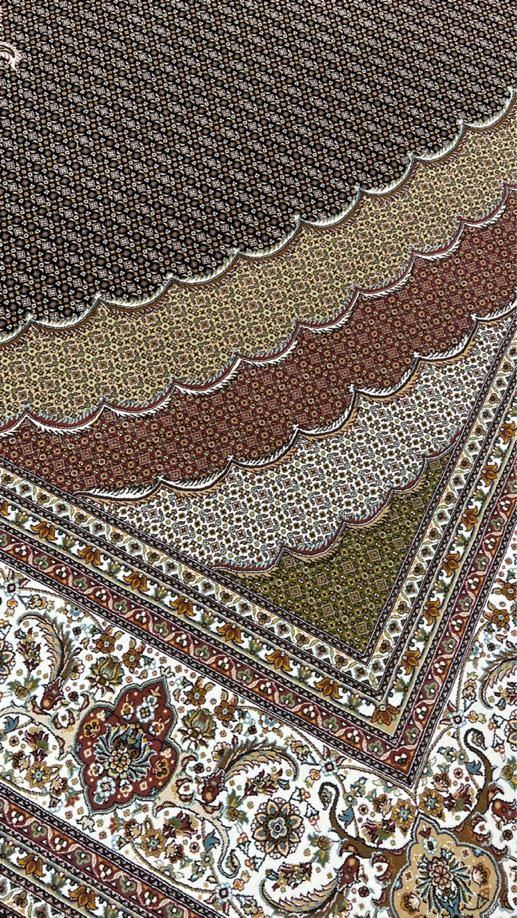 فرش کارکرده  طرح ریزماهی ۱۲۰۰شانه سرمه ای ۹متری|فرش|همدان, |دیوار