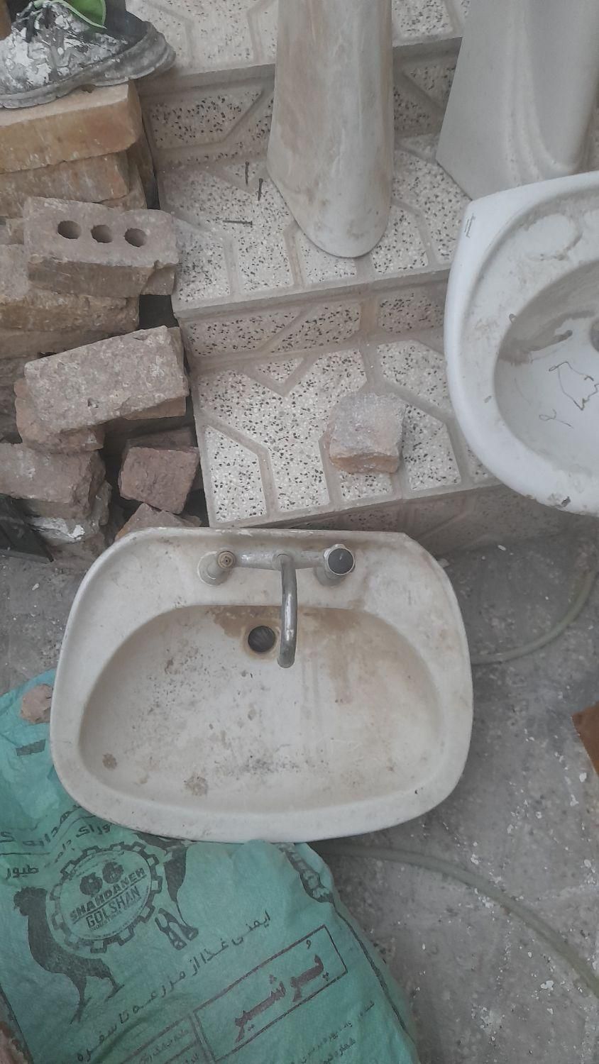 دستشور و روشور  و چهار پایه سنگین|لوازم سرویس بهداشتی|نیشابور, رحمت آباد|دیوار