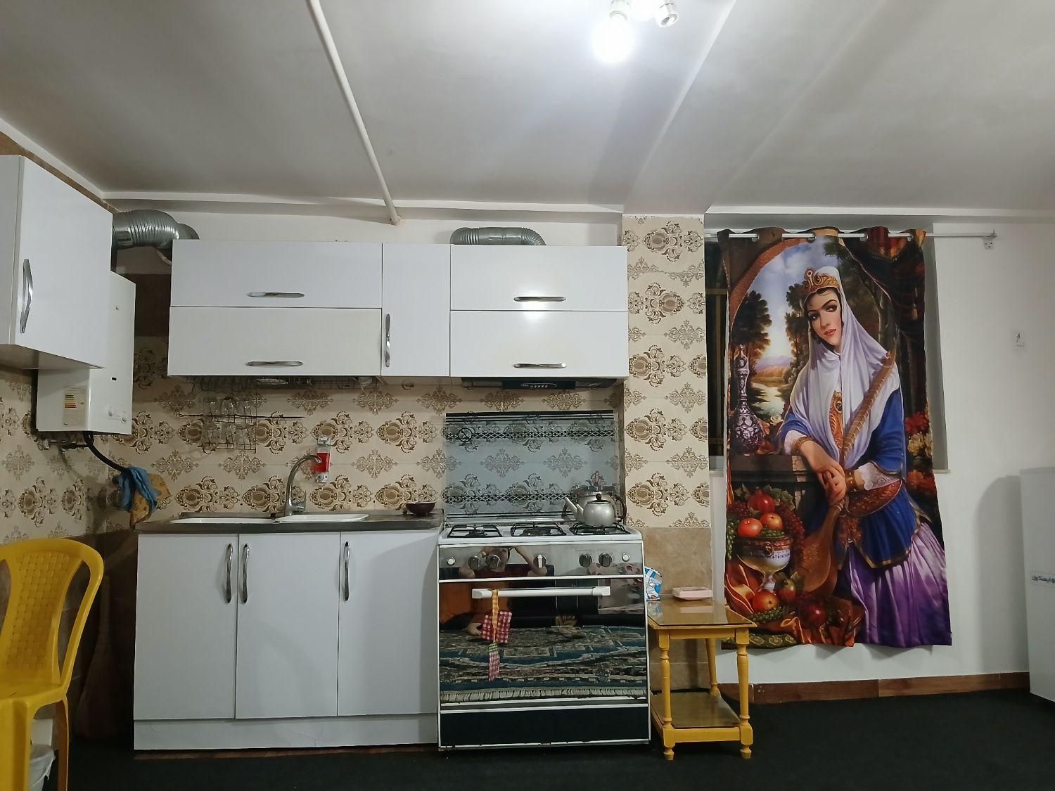 سوئیت تمیز و دلباز|اجارهٔ کوتاه‌مدت آپارتمان و سوئیت|لاهیجان, آهندان|دیوار