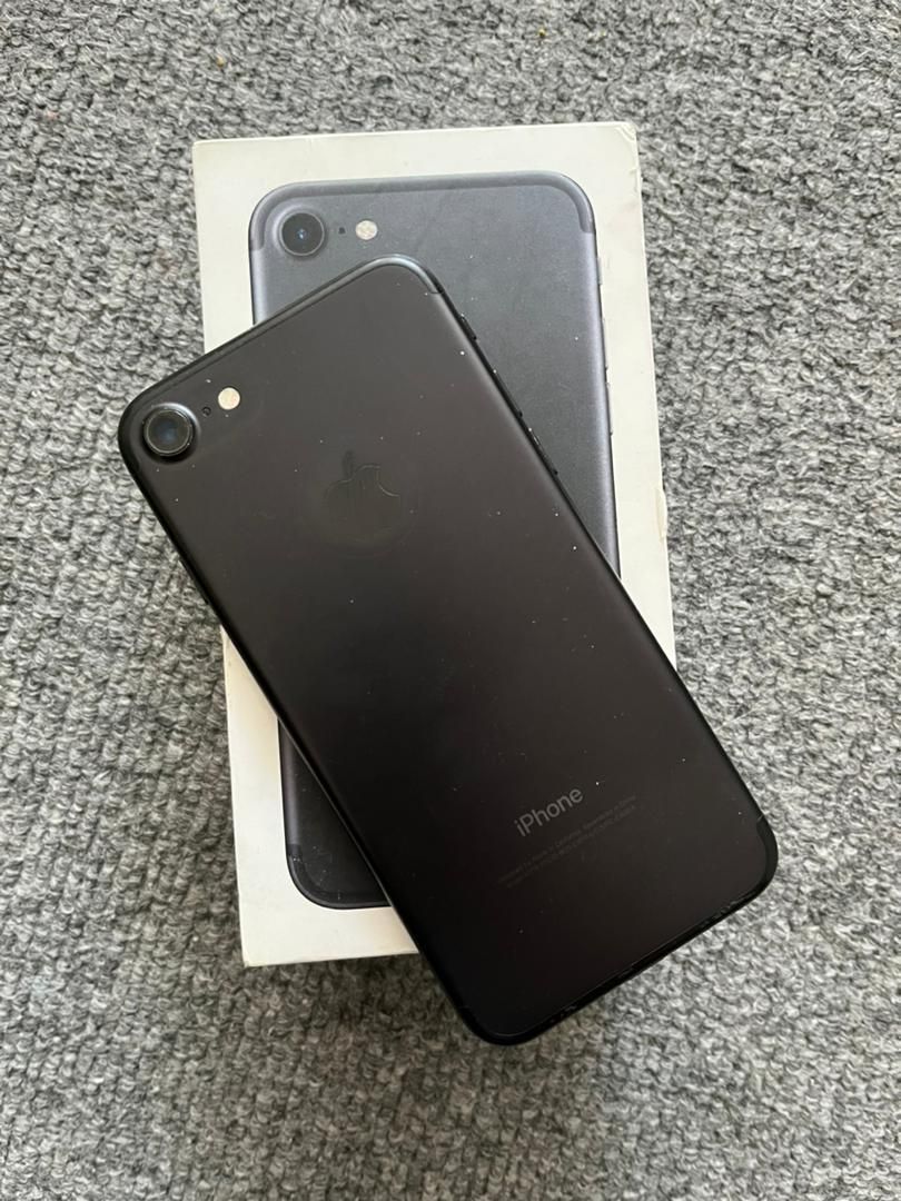 اپل iPhone 7 ۳۲ گیگابایت|موبایل|تهران, زعفرانیه|دیوار