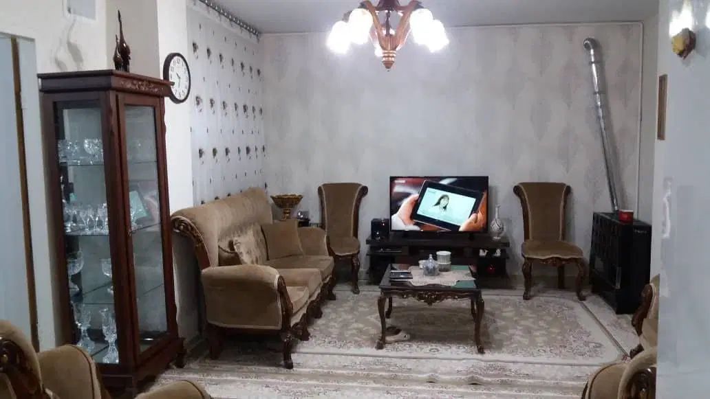 60 متر دوخواب ط دوم روبه نما پارکینگ سندی خ نهم|اجارهٔ آپارتمان|اندیشه, اندیشه فاز ۱|دیوار