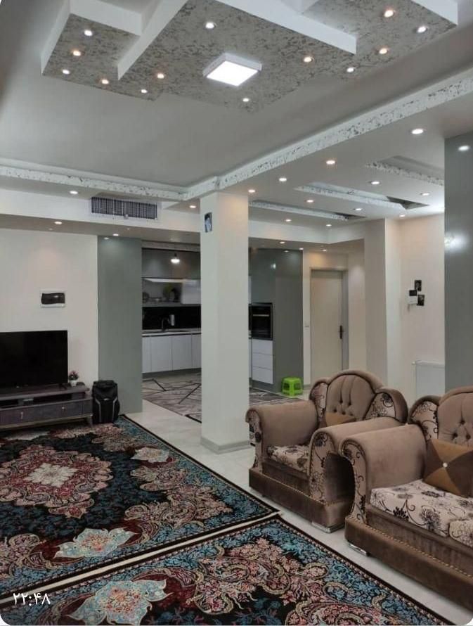 آپارتمان/طبقه اول/ سه خواب/در نبوی منش|فروش آپارتمان|اصفهان, کارلادان|دیوار