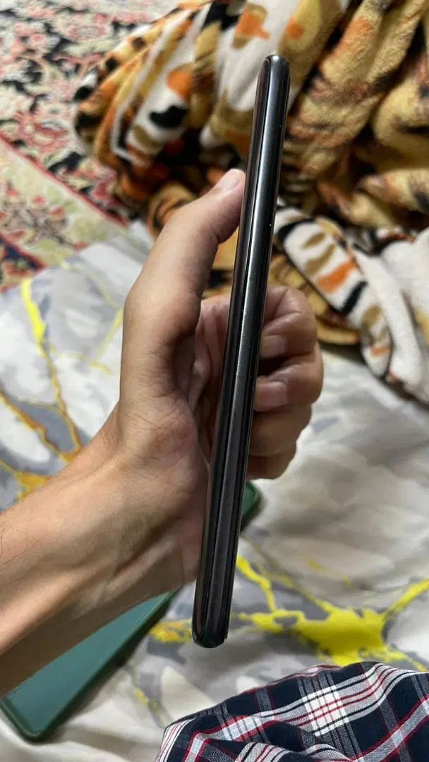 11tpro  256/ 8|موبایل|کرج, اصفهانی‌ها|دیوار
