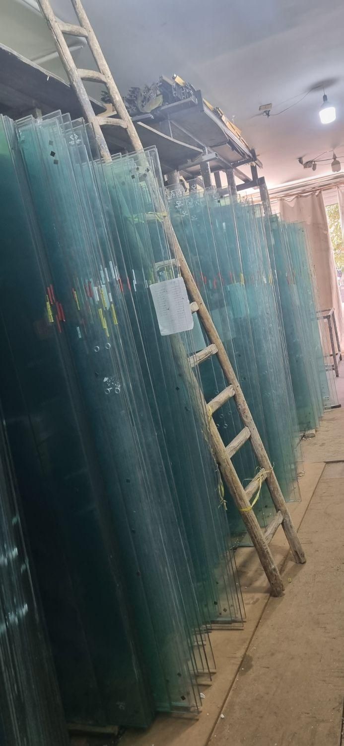 فروش فوری شیشه سکوریت + نصب حرفهای|خدمات پیشه و مهارت|مشهد, ایثارگران|دیوار