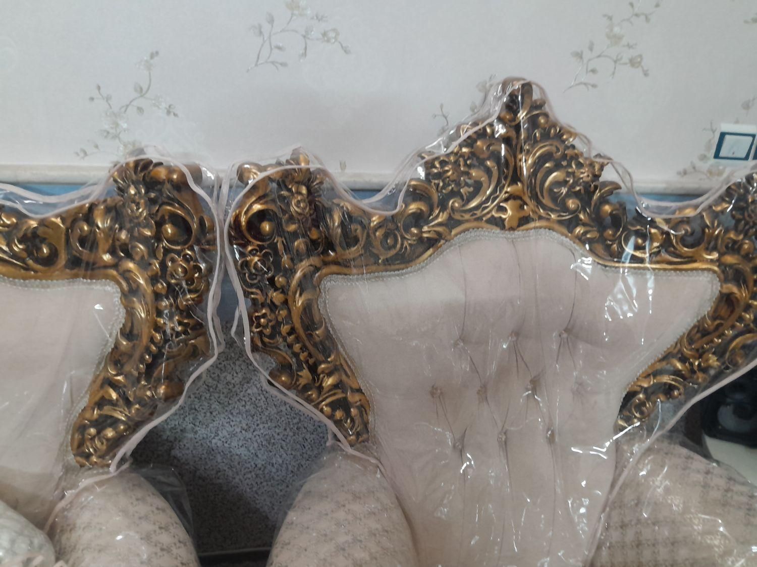 مبلمان خیلی شیک و کلاسیک|مبلمان خانگی و میز عسلی|قم, آذر (نکویی)|دیوار