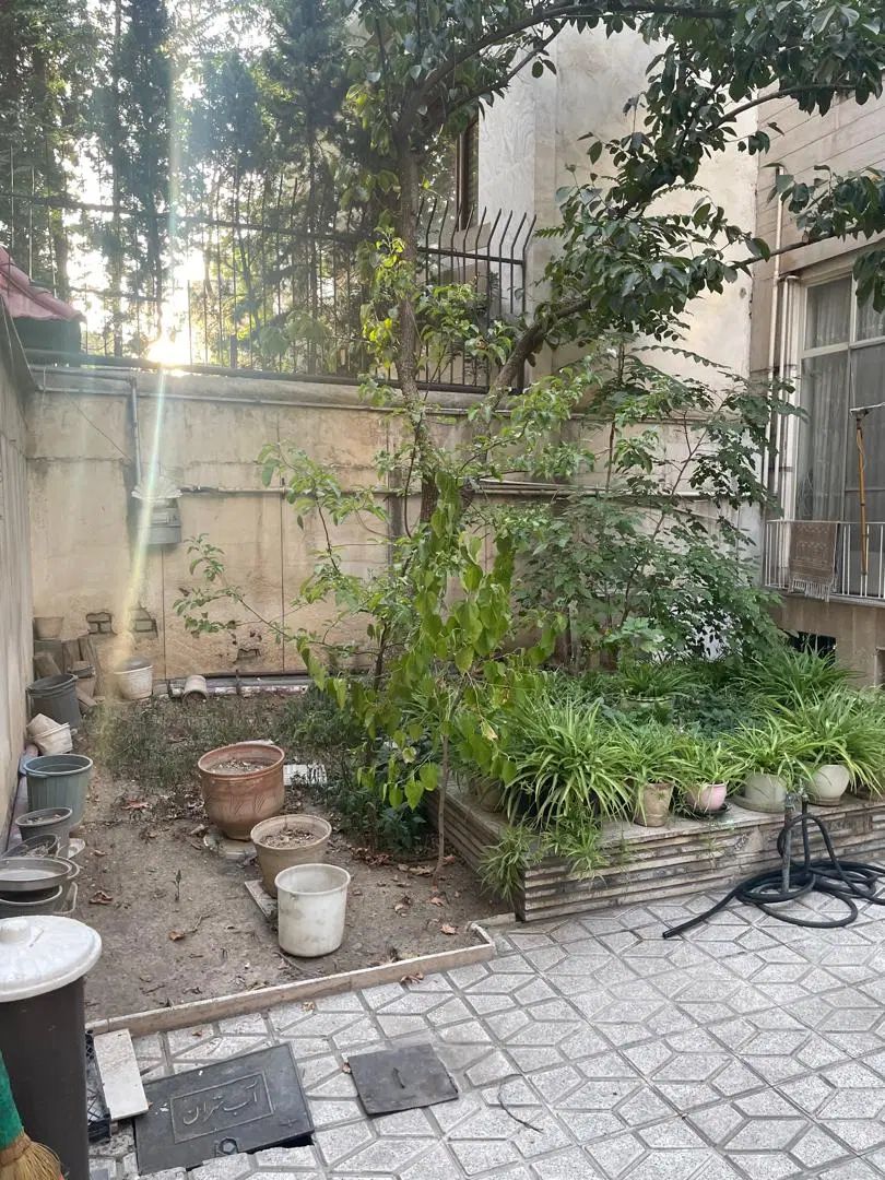 ویلایی کلنگی  2 طبقه 280متر در 180متر زمین|فروش خانه و ویلا|تهران, اختیاریه|دیوار