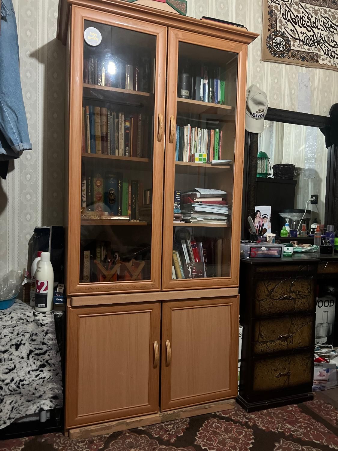 کتابخانه کاملا سالم و تمیز|کتابخانه، شلف، قفسه‌های دیواری|کرج, گلشهر|دیوار