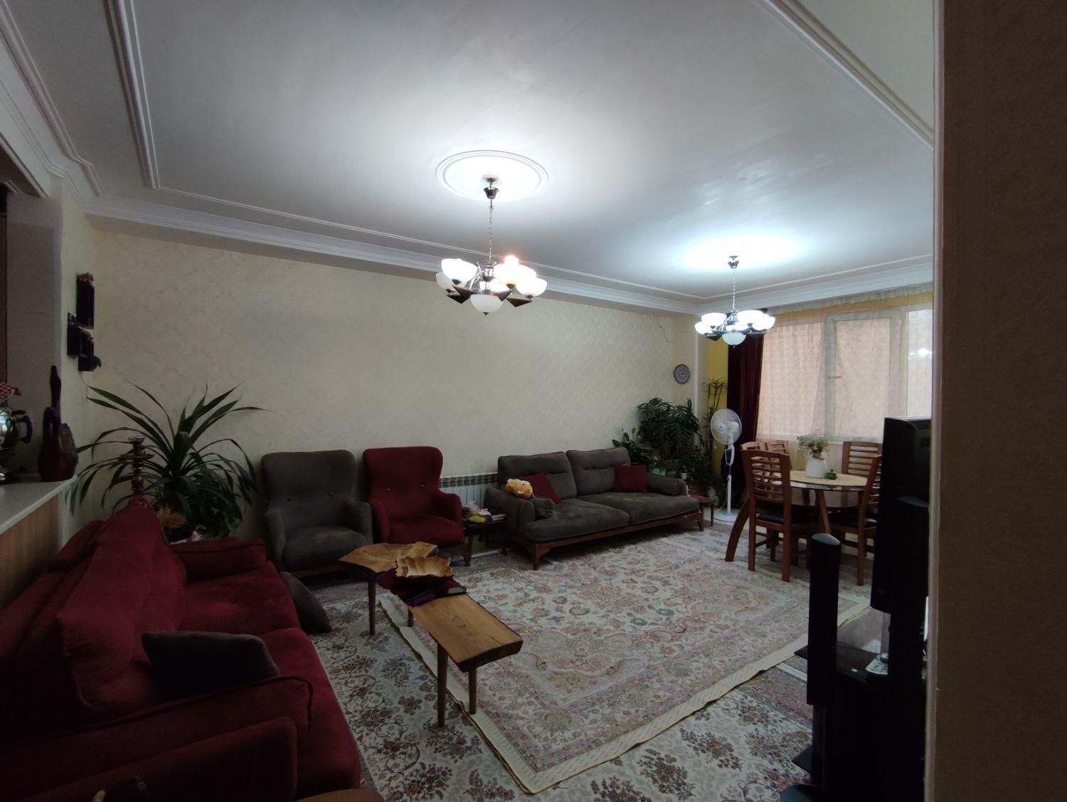 فروش آپارتمان ۸۵ متری ۲ خوابه در شهرک خاتم|فروش آپارتمان|کرج, شهرک جهان‌نما|دیوار