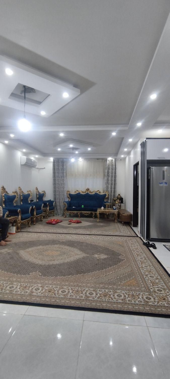 فروش آپارتمان ۱۳۰ متری ۲ خوابه طبقه ۱ در حمیدیان|فروش آپارتمان|رشت, حمیدیان|دیوار