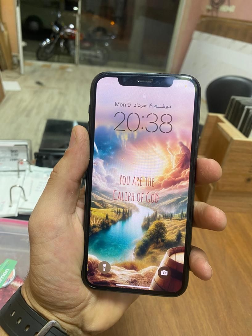 اپل iPhone 11 Pro با حافظهٔ ۲۵۶ گیگابایت|موبایل|دامغان, |دیوار