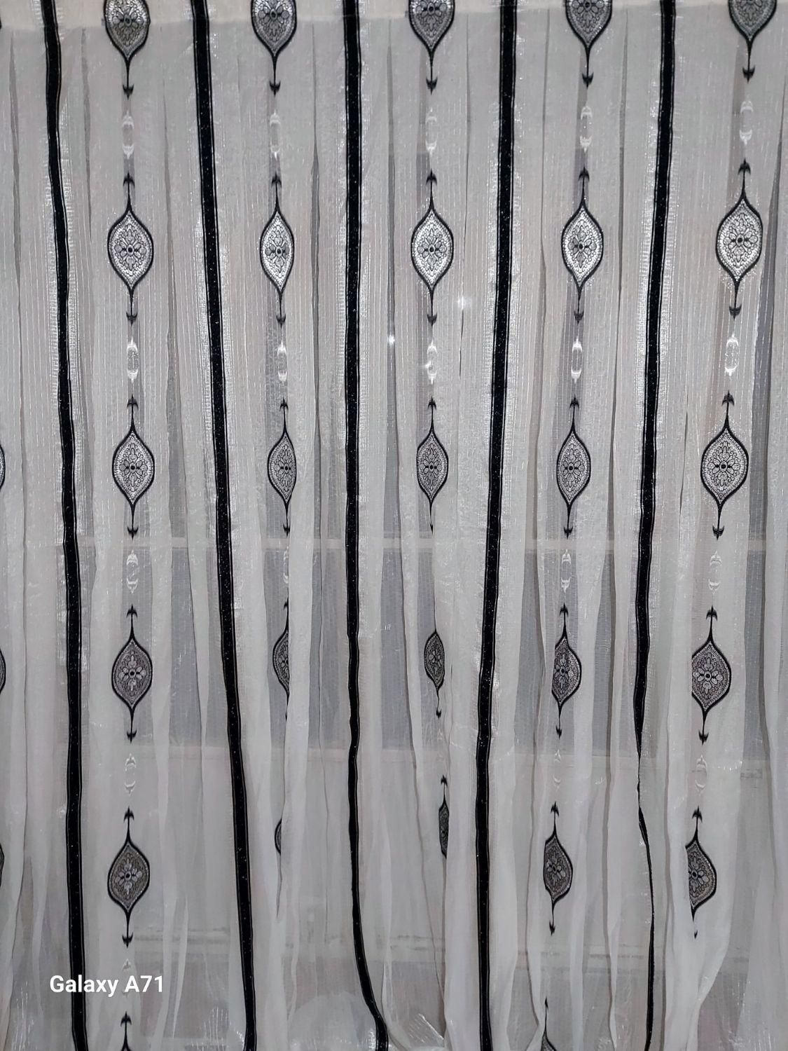 پرده|پرده، رانر، رومیزی|شاهین دژ, |دیوار