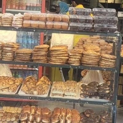 کارگرساده نیازمندیم درکیک کلوچه پزی|استخدام خدمات فروشگاه و رستوران|تهران, میدان ولیعصر|دیوار