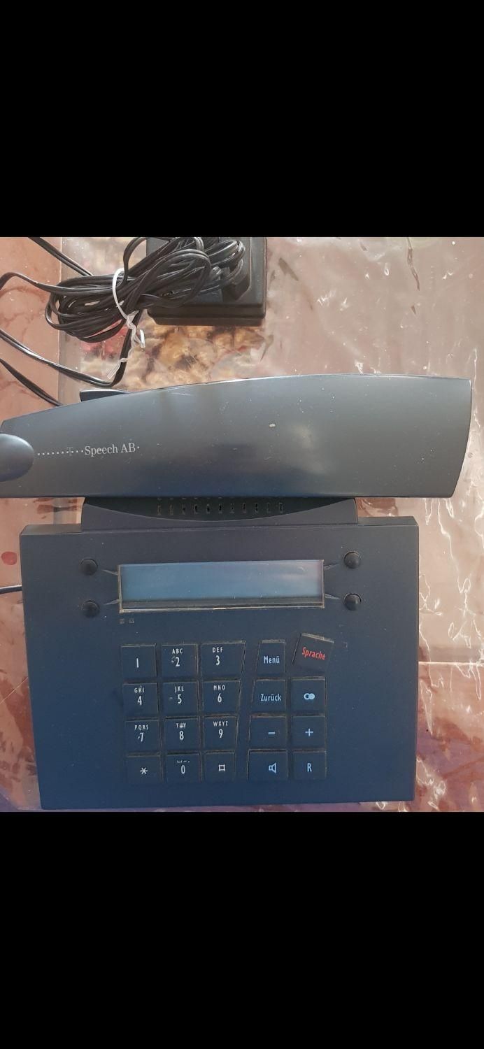 تلفن آلمانی قدیمی با منشی تلفنی|تلفن رومیزی|اصفهان, خلیل آباد|دیوار