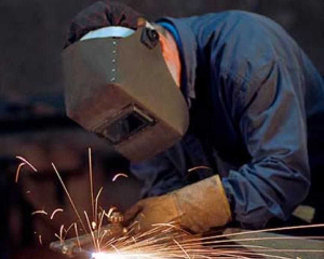 جوشکاری سیار  وبرشکاری هوا درتمام نقاط شهر|خدمات پیشه و مهارت|اصفهان, احمدآباد|دیوار