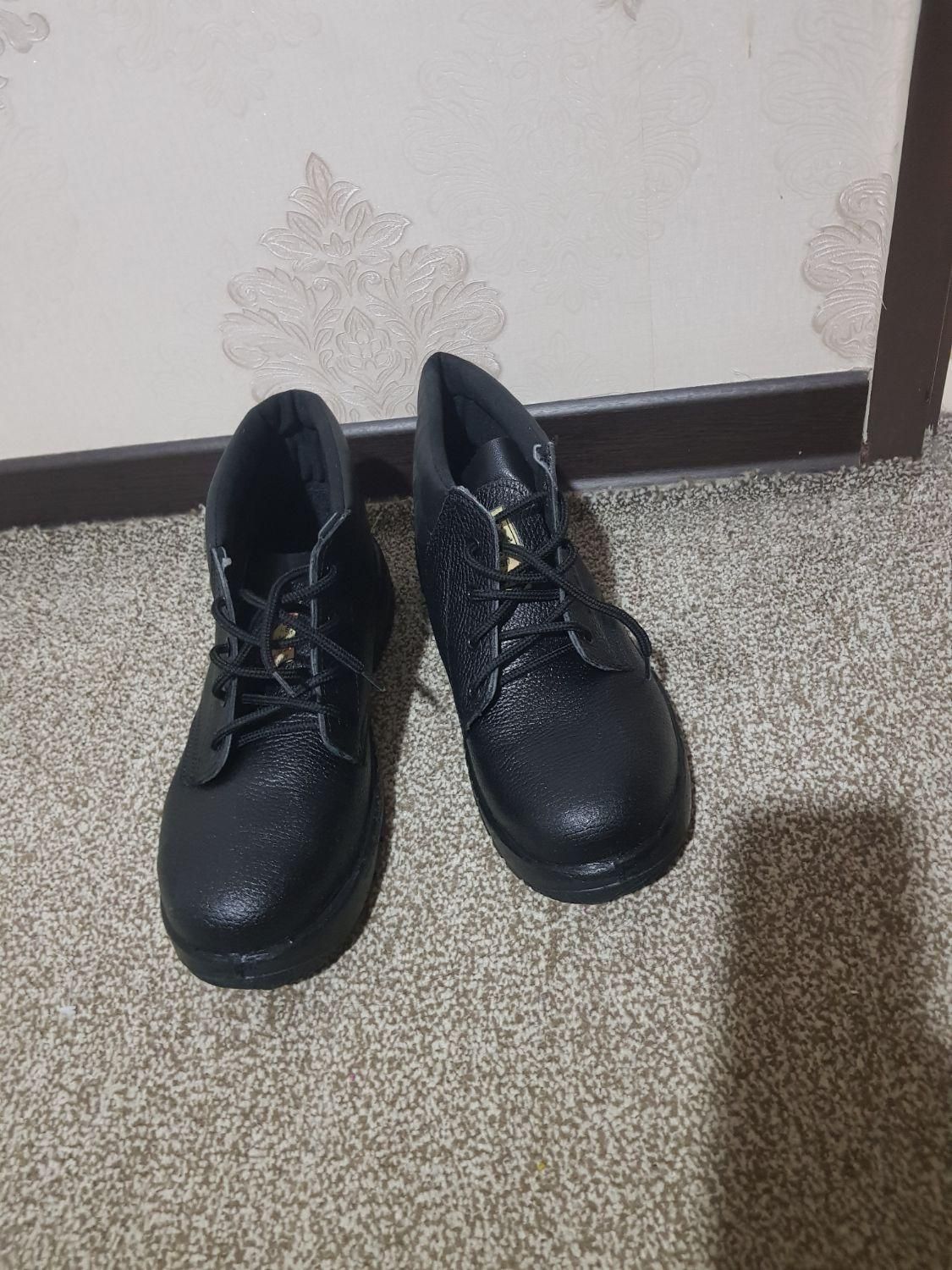 کفش ایمنی استاندارد|کیف، کفش، کمربند|اصفهان, ملکشهر|دیوار