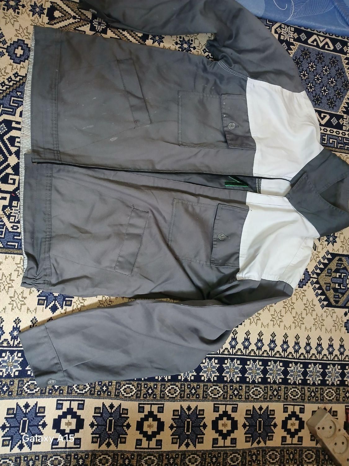 لباس کار|لباس|رشت, جماران|دیوار