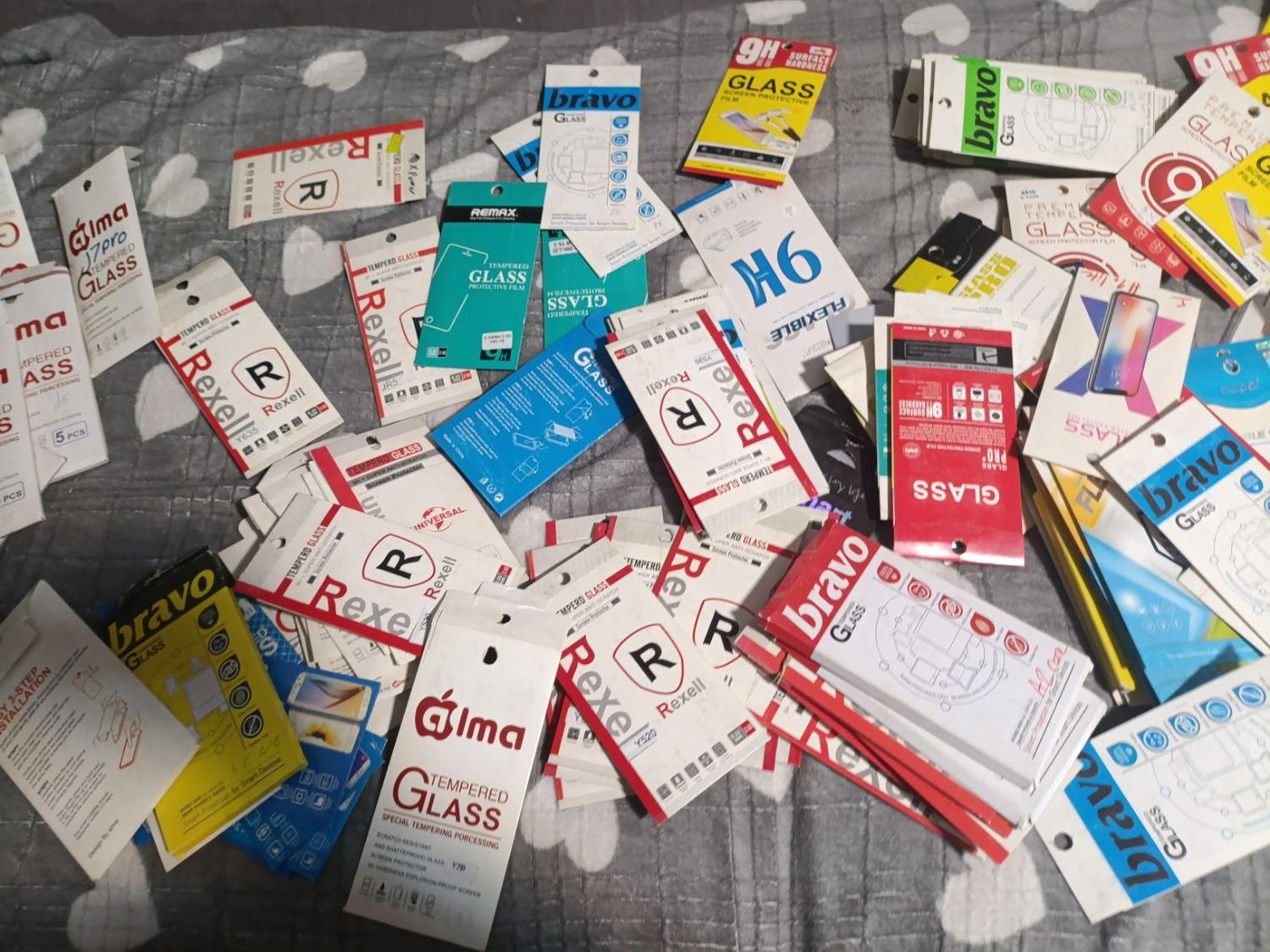 گلس موبایل|لوازم جانبی موبایل و تبلت|صفادشت, |دیوار