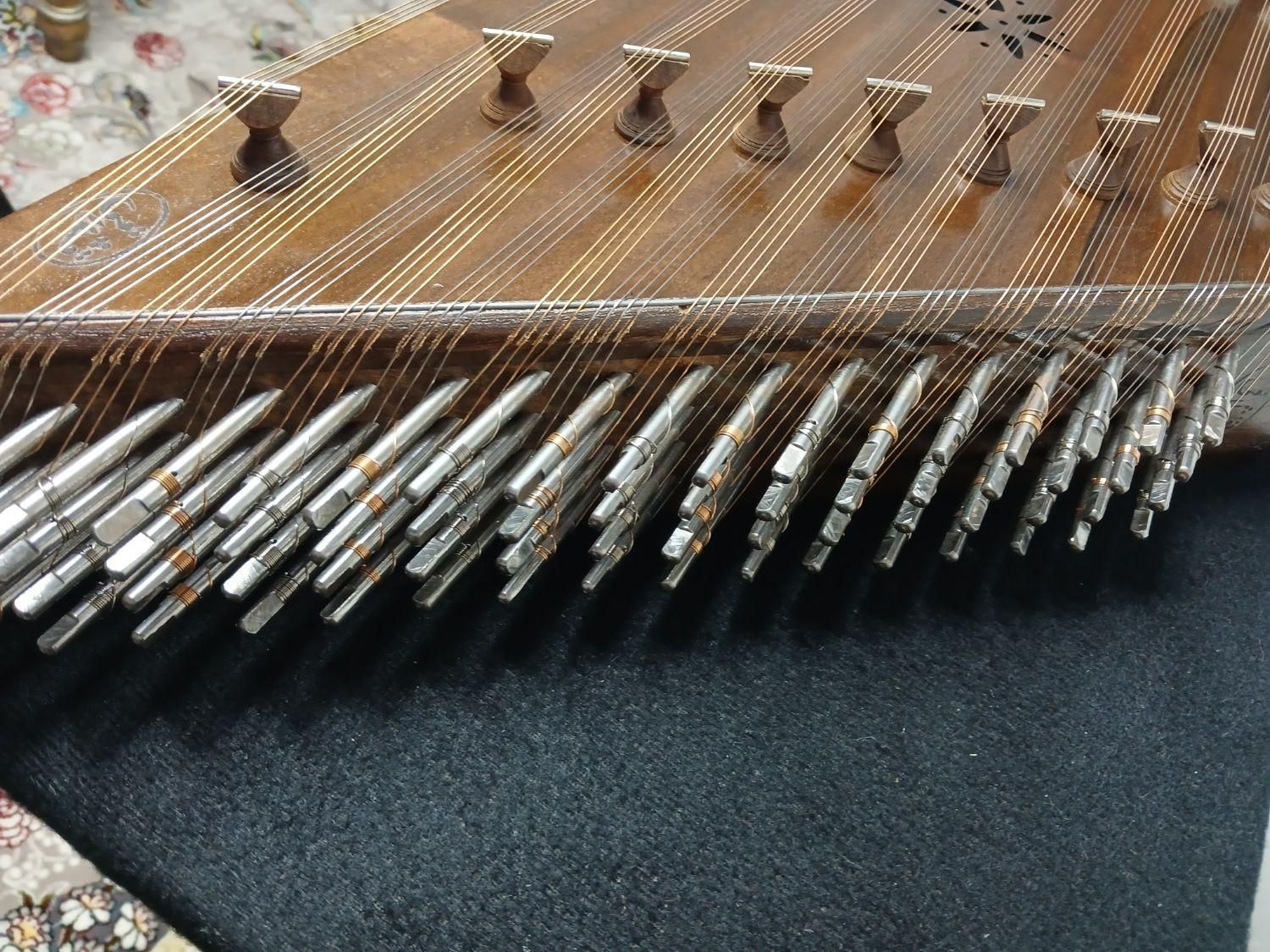 سنتور 3مهر ویژه قشلاقی تمام چوب گردوسیم های بدرا|سازهای سنتی|شریفآباد, |دیوار