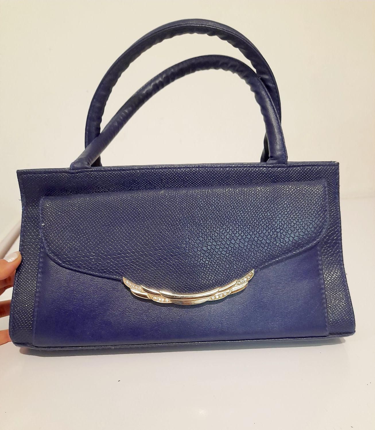 کیف مجلسی|کیف، کفش، کمربند|اسفراین, |دیوار